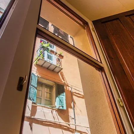 Arc Apartment