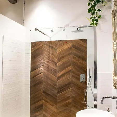 Apartment Arc *